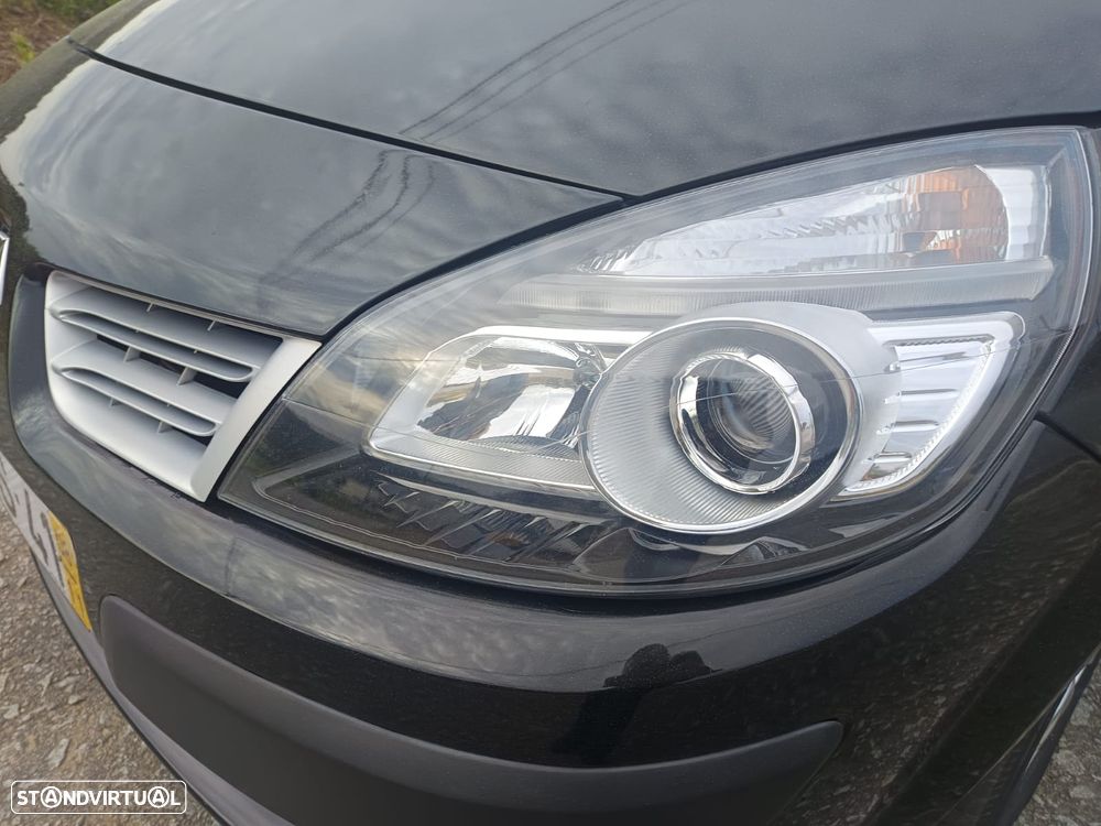 Renault Scénic 1.5 dCi Dynamique S - 5