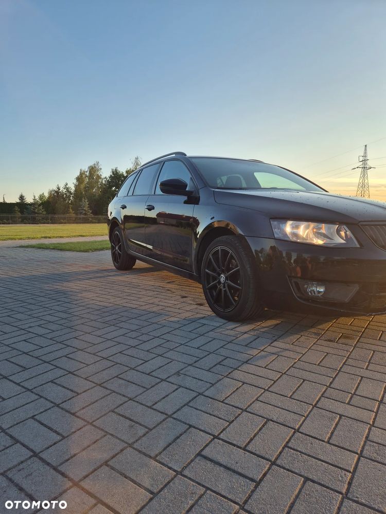 Skoda Octavia 1.6 TDI Ambition DSG - 4