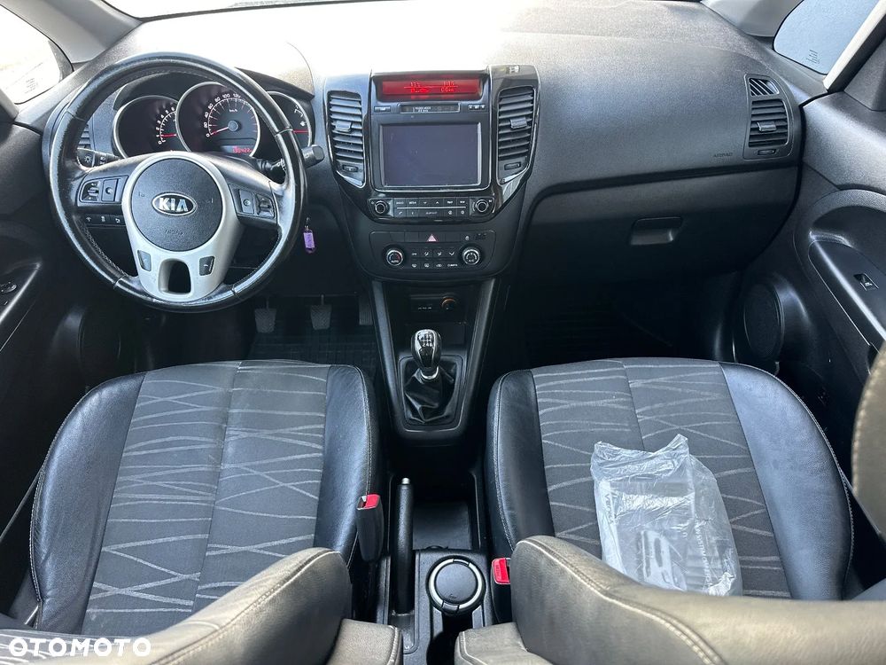 Kia Venga 1.6 Business Line - 12