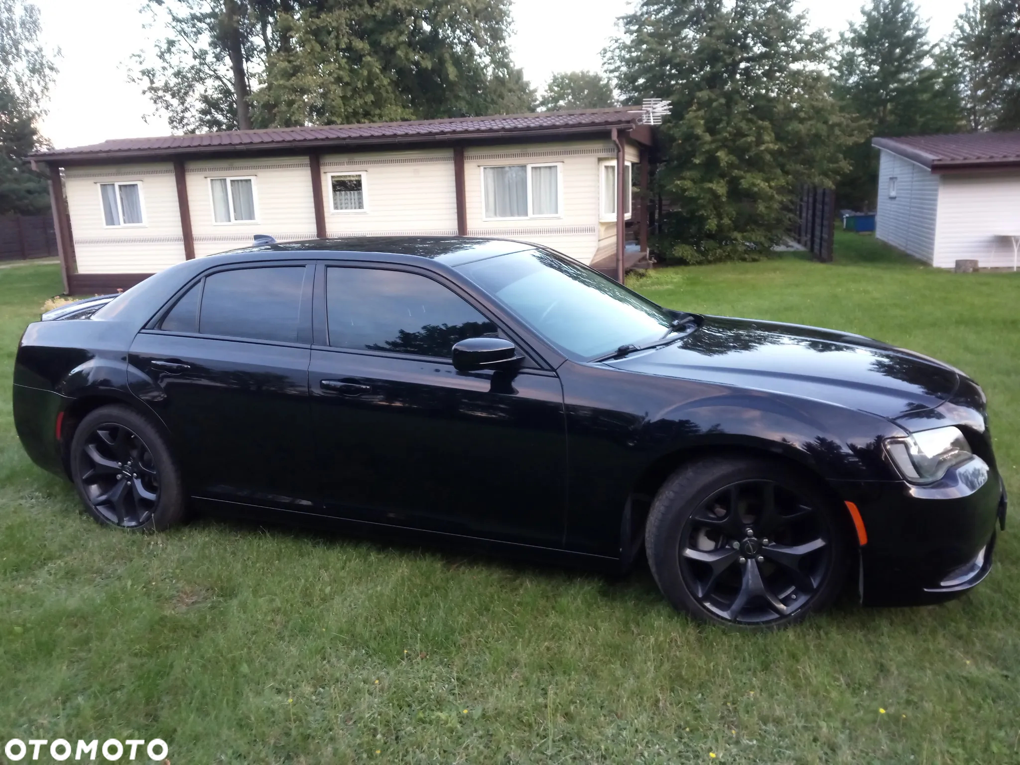 Chrysler 300s - 19