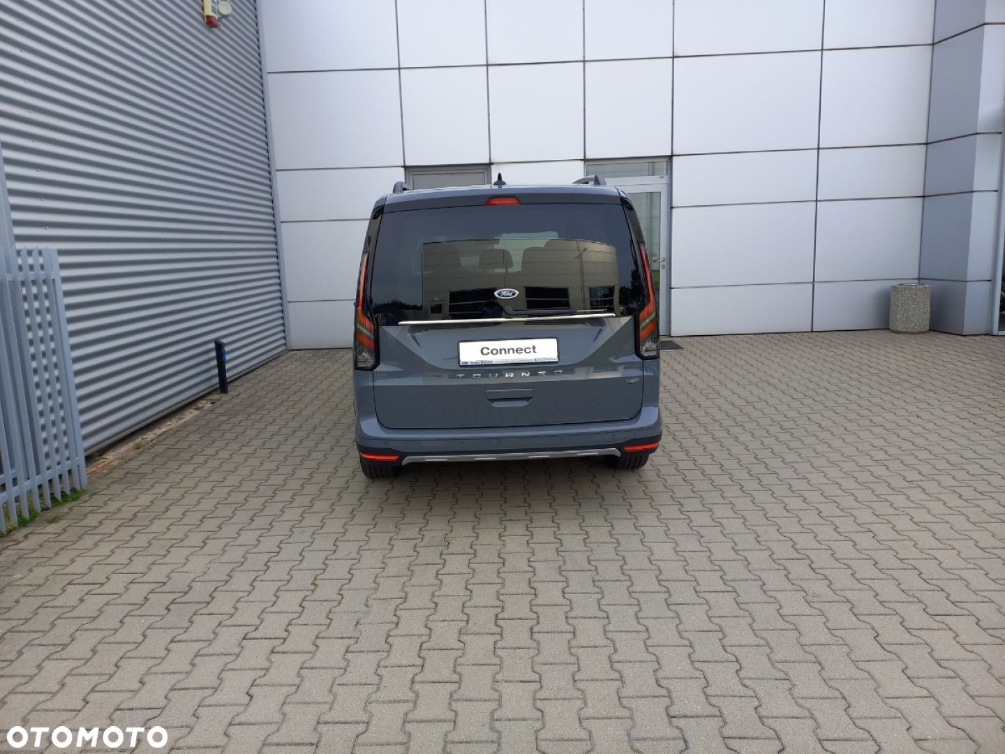 Ford Tourneo Connect Grand - 8
