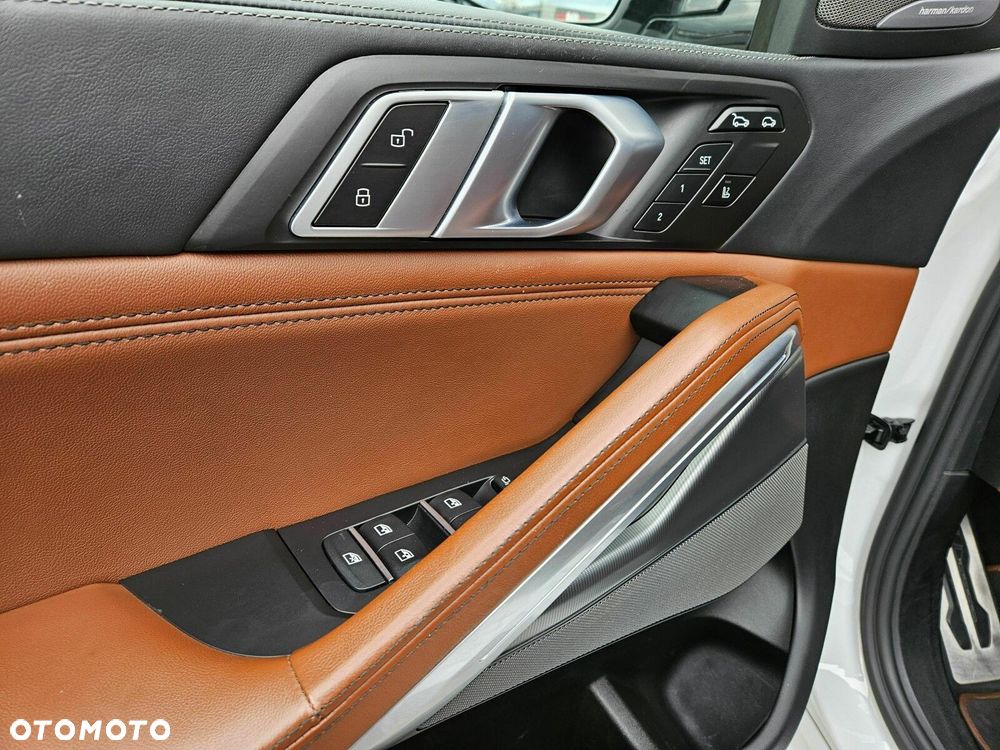 BMW X6 xDrive30d mHEV - 25