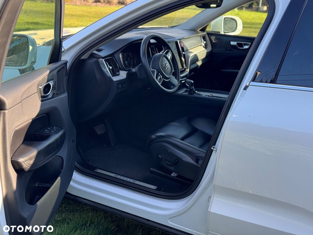 Volvo XC 60 T5 AWD Inscription - 12