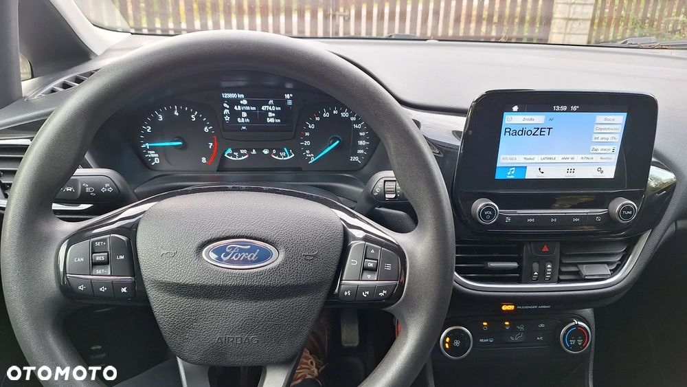 Ford Fiesta 1.1 S&S TREND - 8