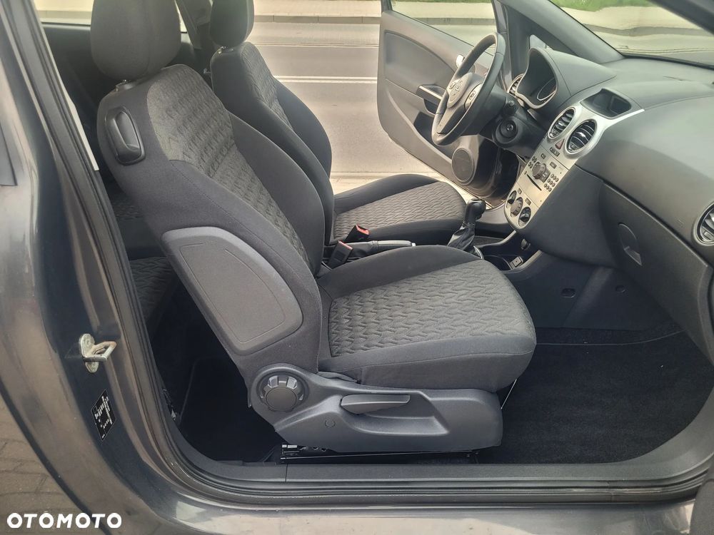 Opel Corsa 1.4 16V Active - 24