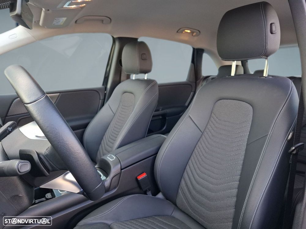 Mercedes-Benz B 180 d - 11
