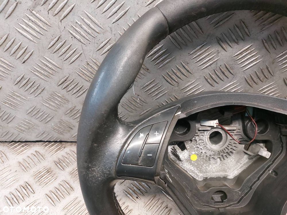 KIEROWNICA FIAT GRANDE PUNTO I 735331952 735331951 7354983310 - 2