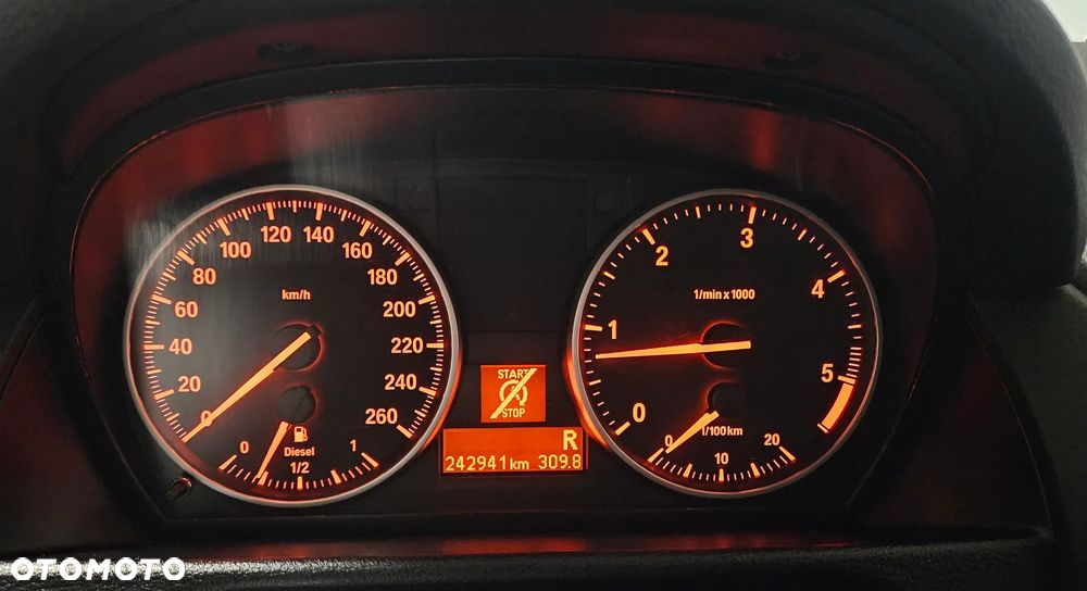 BMW X1 - 12