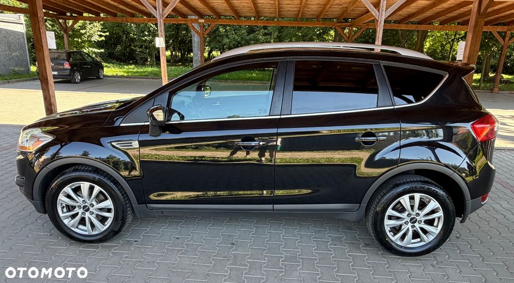 Ford Kuga 2.0 TDCi 4x4 Titanium - 2