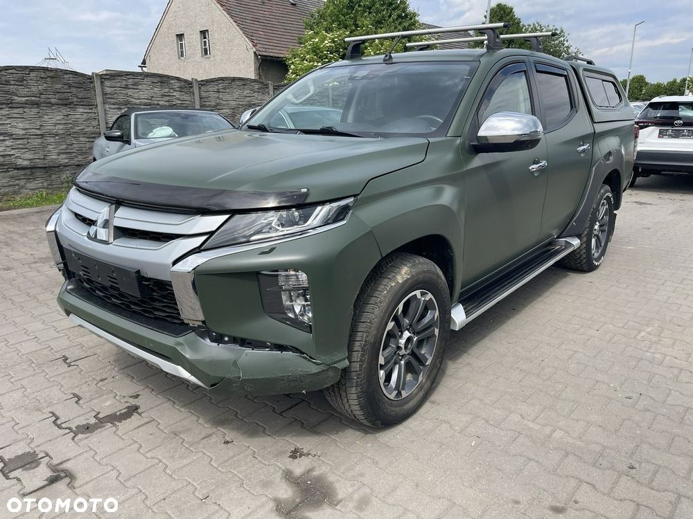 Mitsubishi L200 Pick Up 4x4 S&S Double Cab Basis - 3