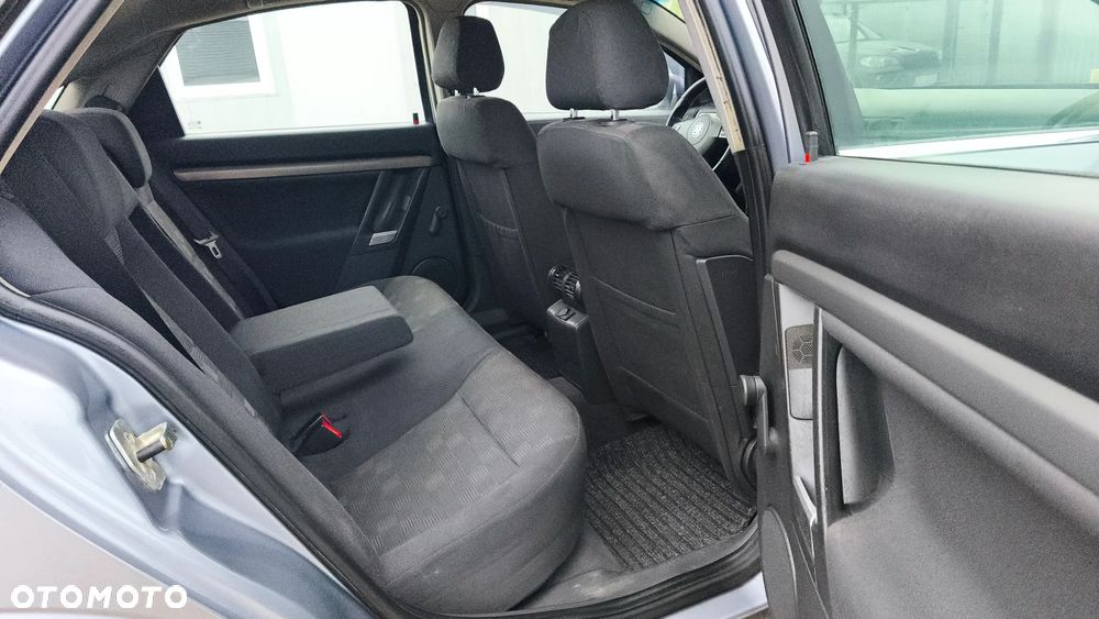 Opel Vectra 1.9 CDTI - 31