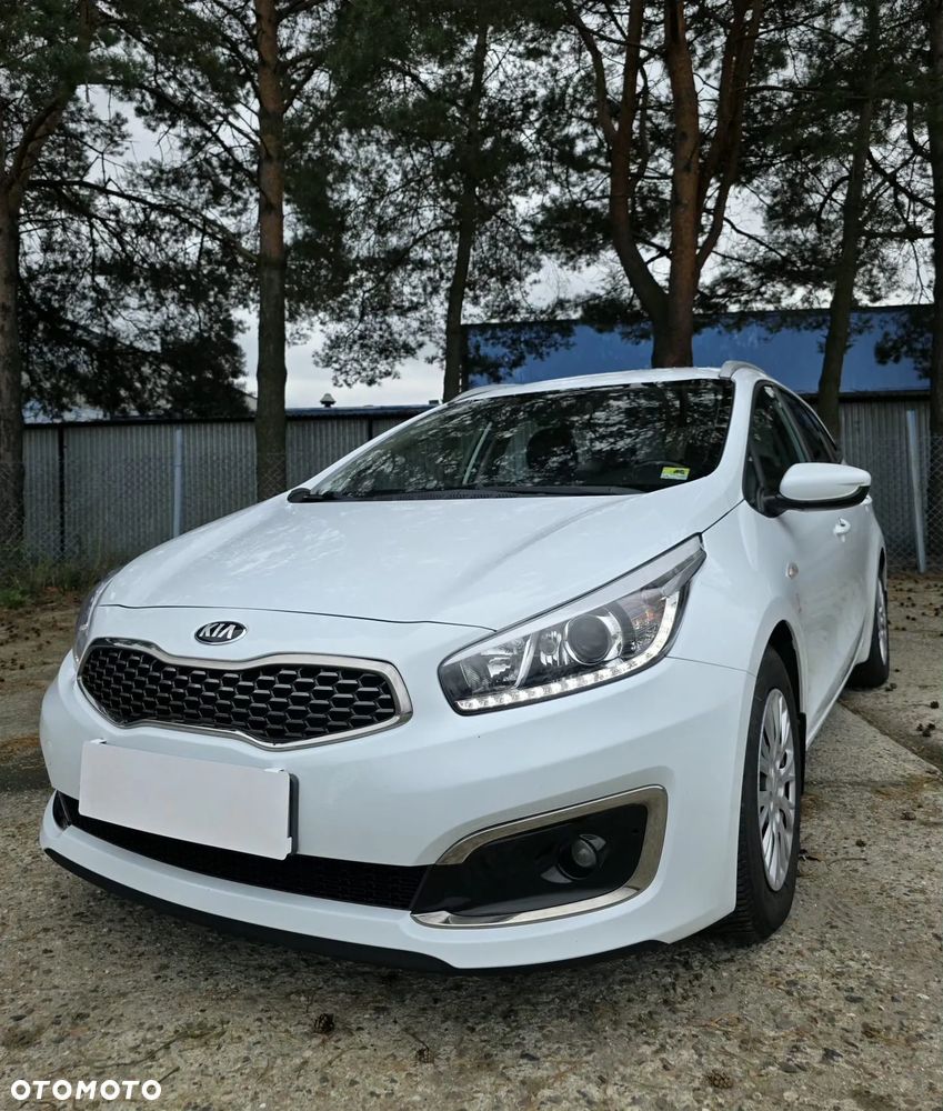 Kia Ceed - 18