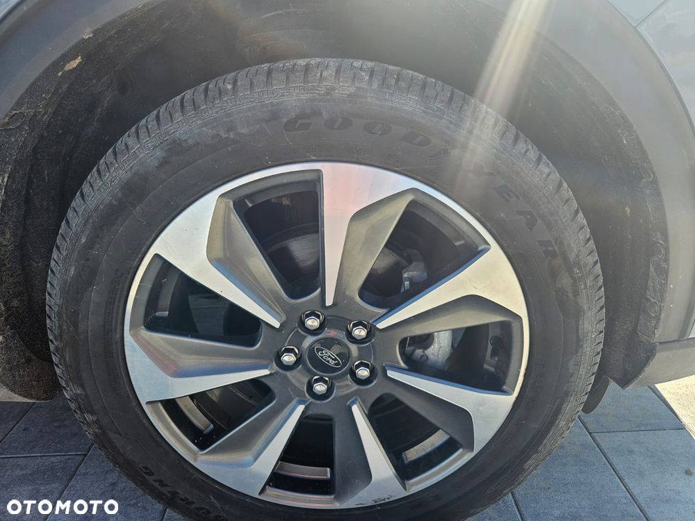 Ford Escape - 12