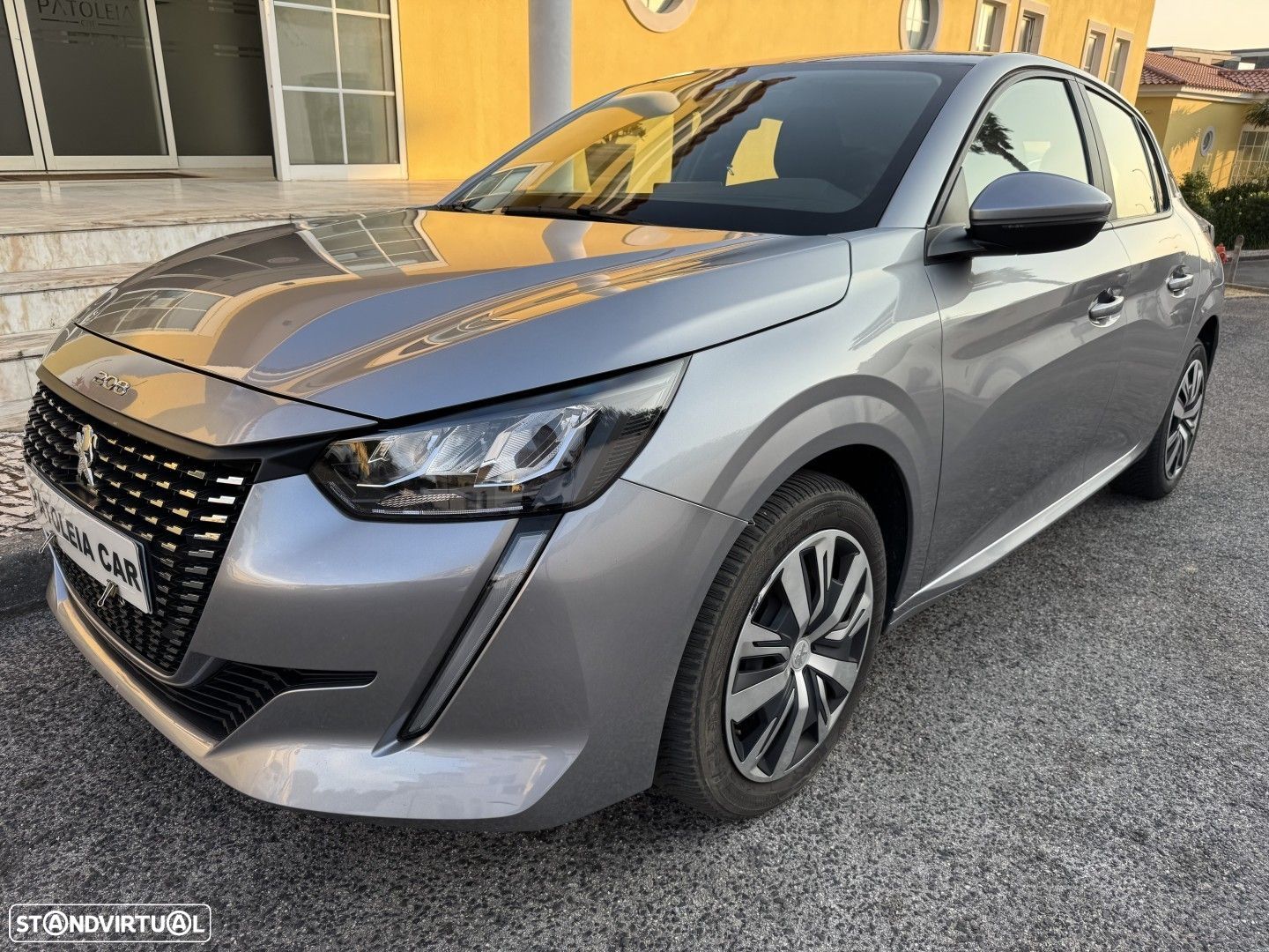 Peugeot 208 1.2 PureTech Allure - 1