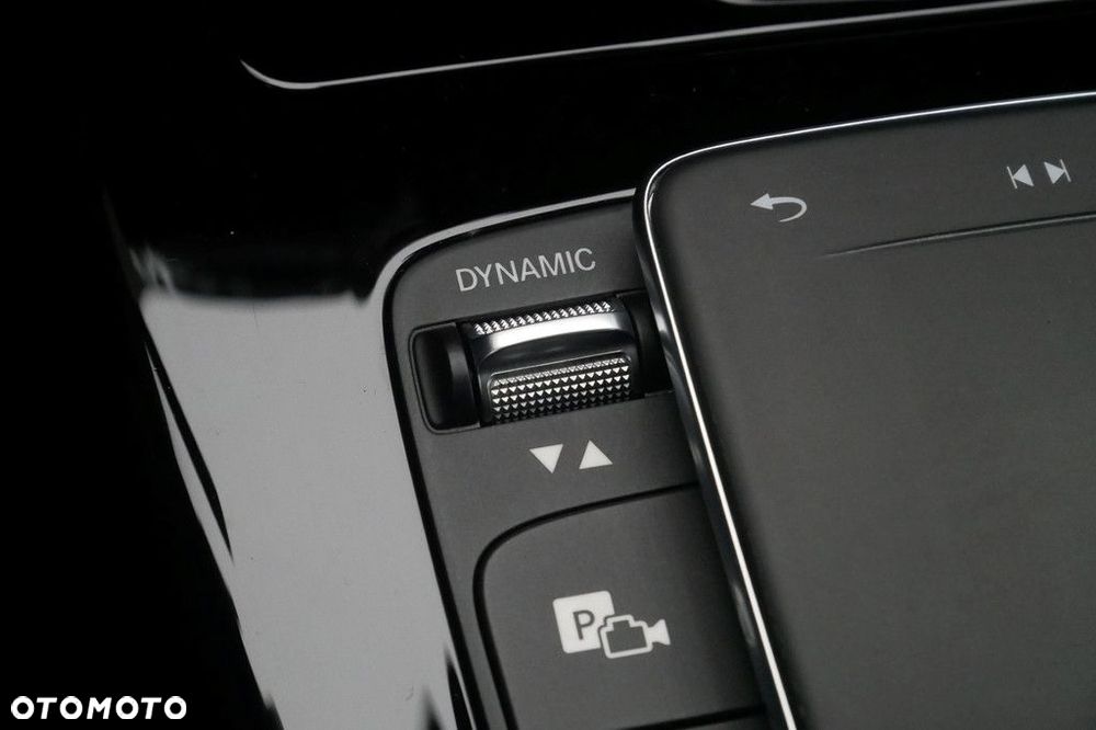 Mercedes-Benz CLA - 22