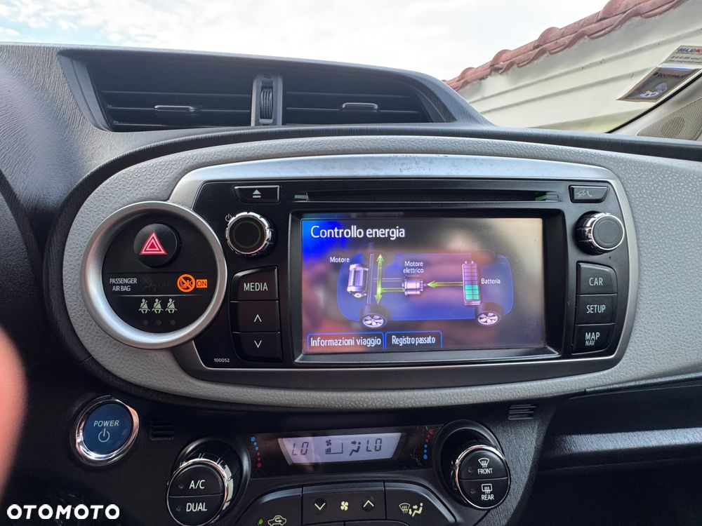 Toyota Yaris - 13