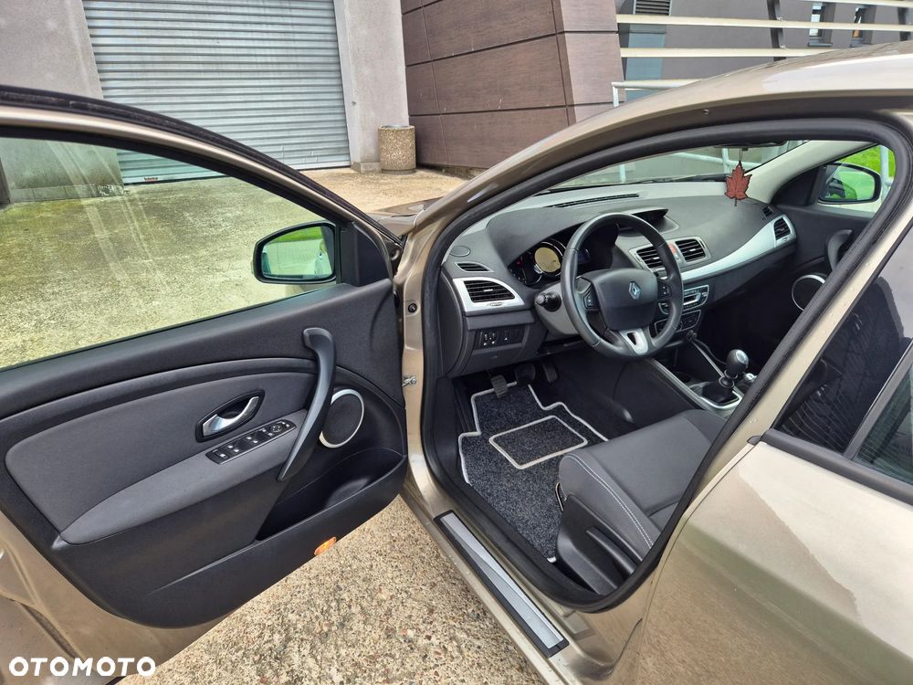 Renault Megane 1.6 16V 110 LIMITED - 18