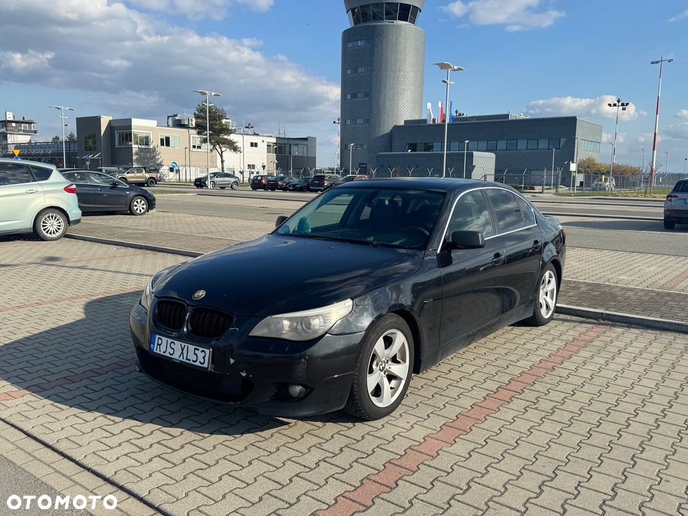 BMW Seria 5 525i - 2