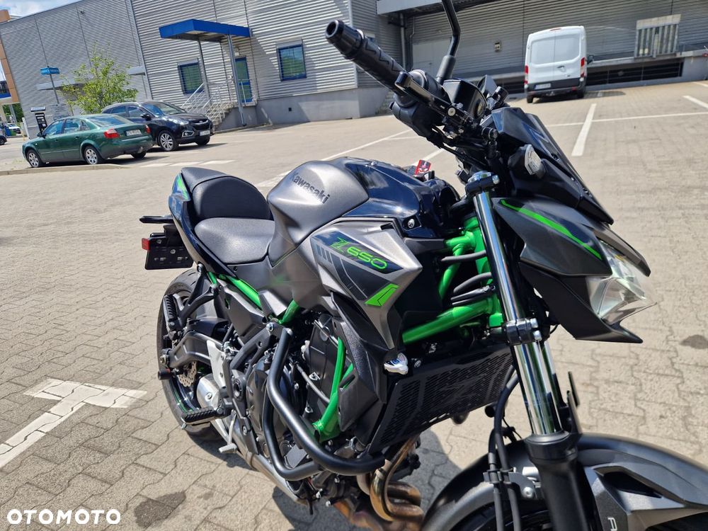 Kawasaki Z 650 - 6