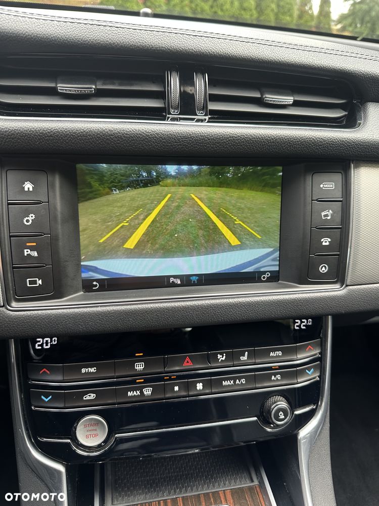 Jaguar XF 2.0 i4D AWD Prestige - 19