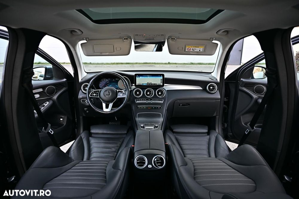 Mercedes-Benz GLC ver-220-d-4matic-9g--tronic-amg-line-advanced - 36
