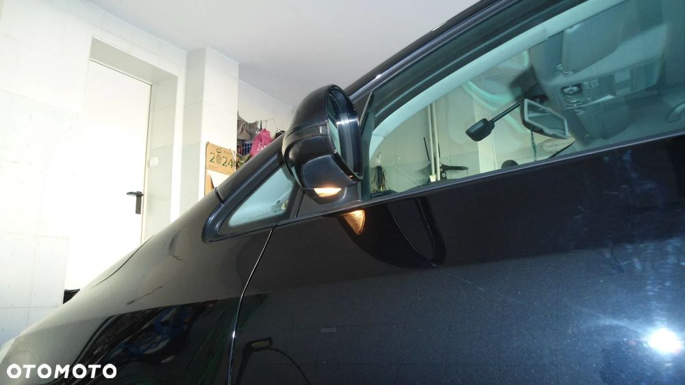 Volkswagen Golf Plus 1.6 TDI Highline - 11
