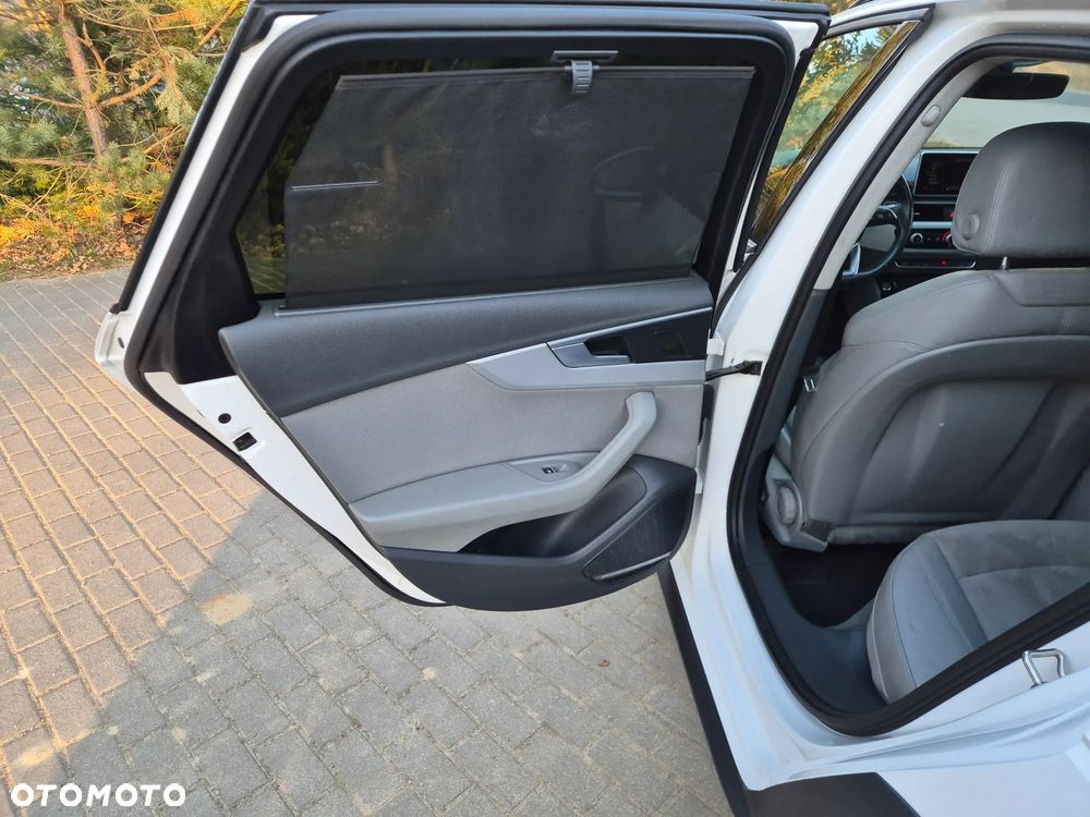 Audi A4 Allroad 2.0 TDI Quattro - 29