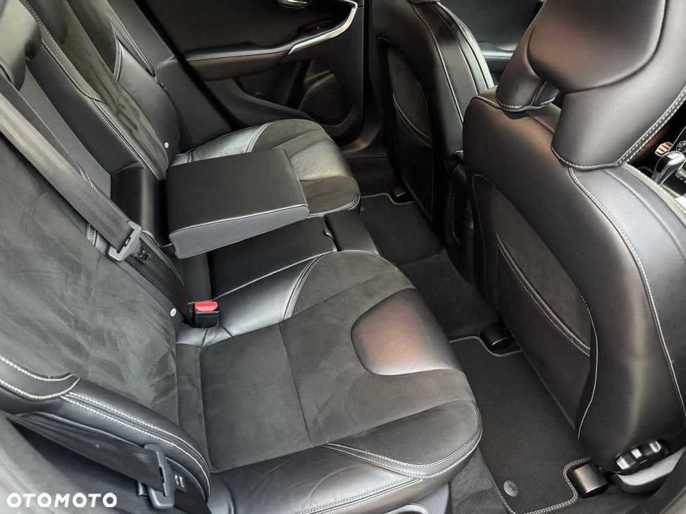 Volvo V40 D2 Drive-E Inscription - 9