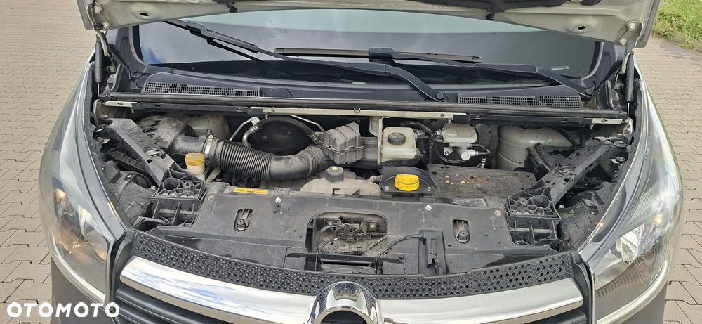 Opel Vivaro - 23