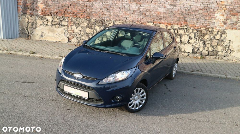 Ford Fiesta 1.25 Trend - 38