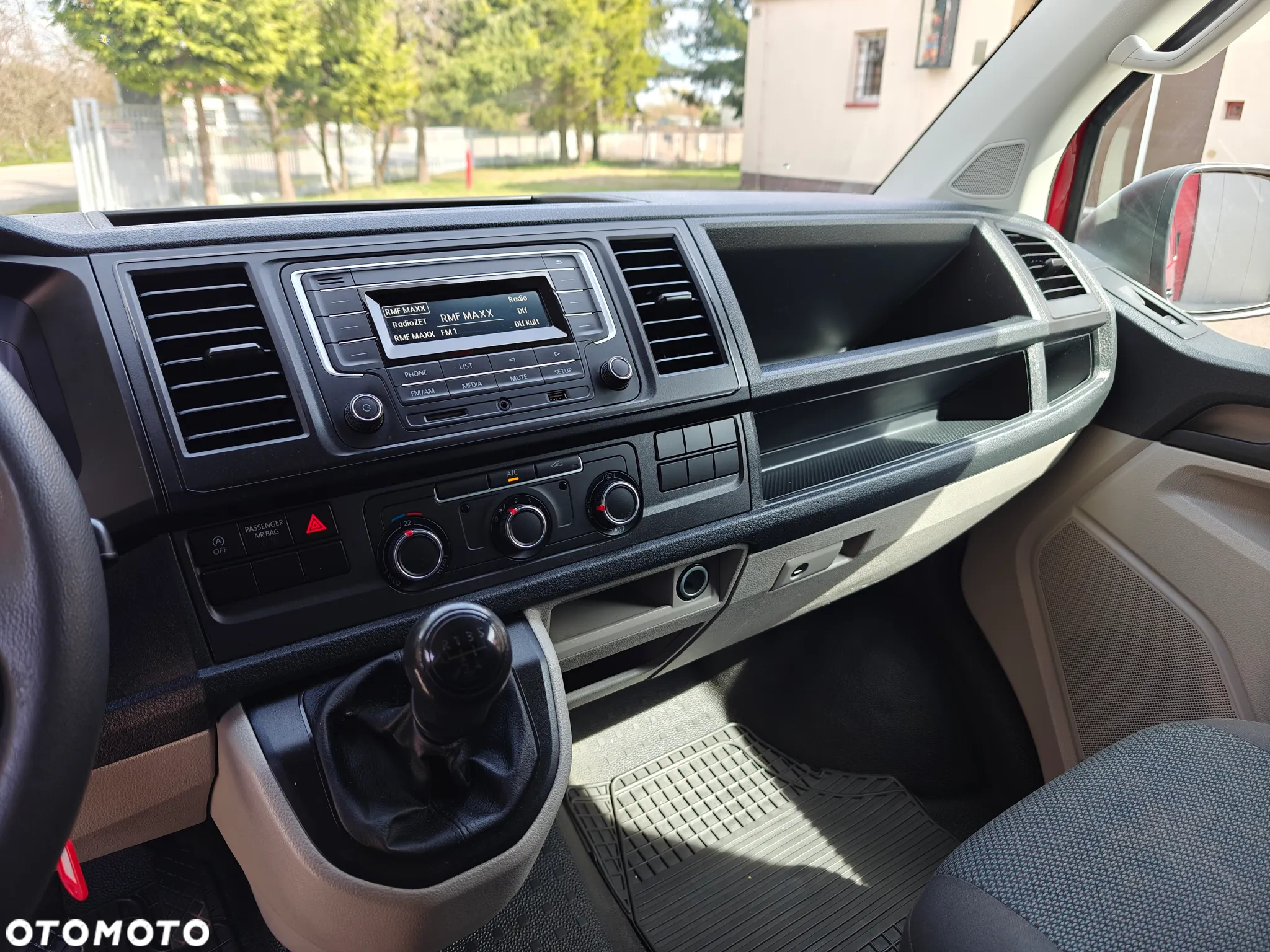 Volkswagen T6 - 16