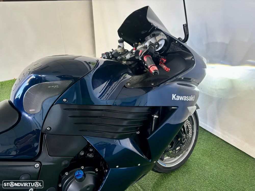 Kawasaki ZZR 1400 - 20