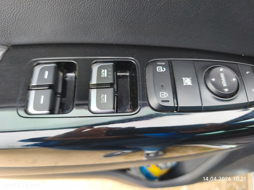 Kia Sportage 1.6 T-GDI Business Line 4WD DCT - 2