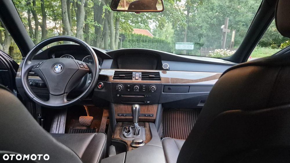 BMW Seria 5 - 36