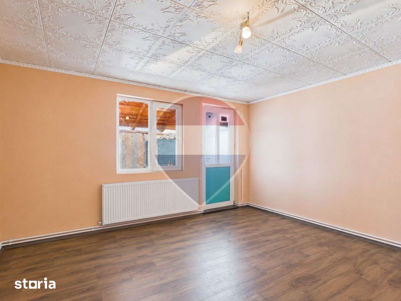 Casa cu 5 camere si magazin alimentar, functional, teren 1715 mp - Imagine principală: 5/20