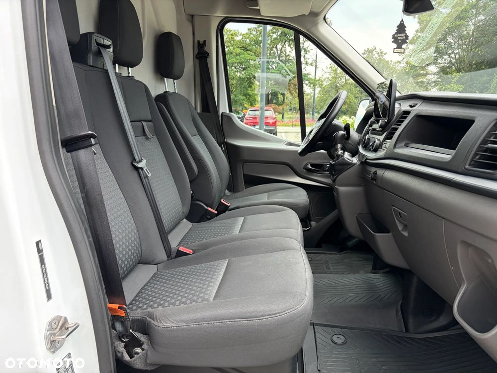 Ford Transit 350 - 13