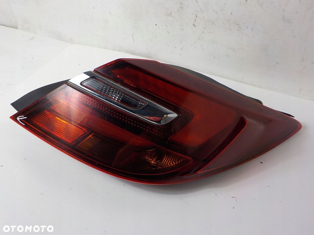 OPEL INSIGNIA A HB LIFT LAMPA PRAWA TYŁ TYLNA UK - 2
