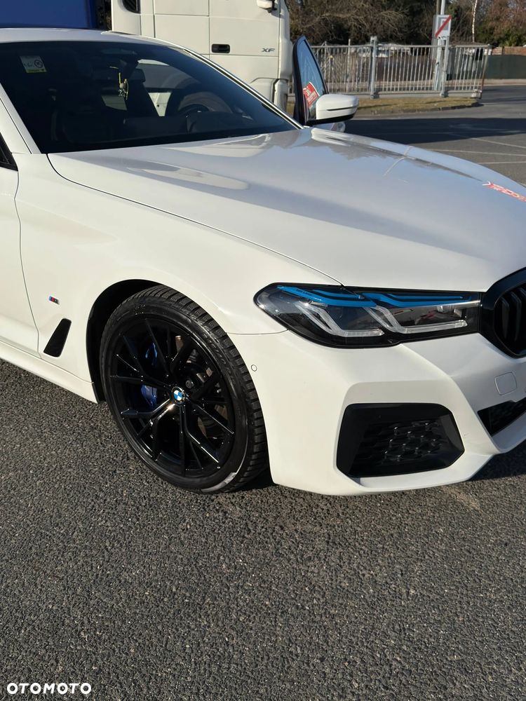BMW Seria 5 520d xDrive M Sport sport - 10