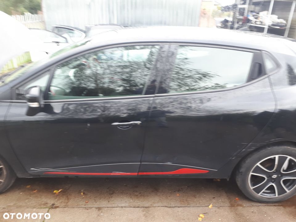 RENAULT CLIO IV DRZWI LEWY TYL KOMPLETNE TEGNE - 1