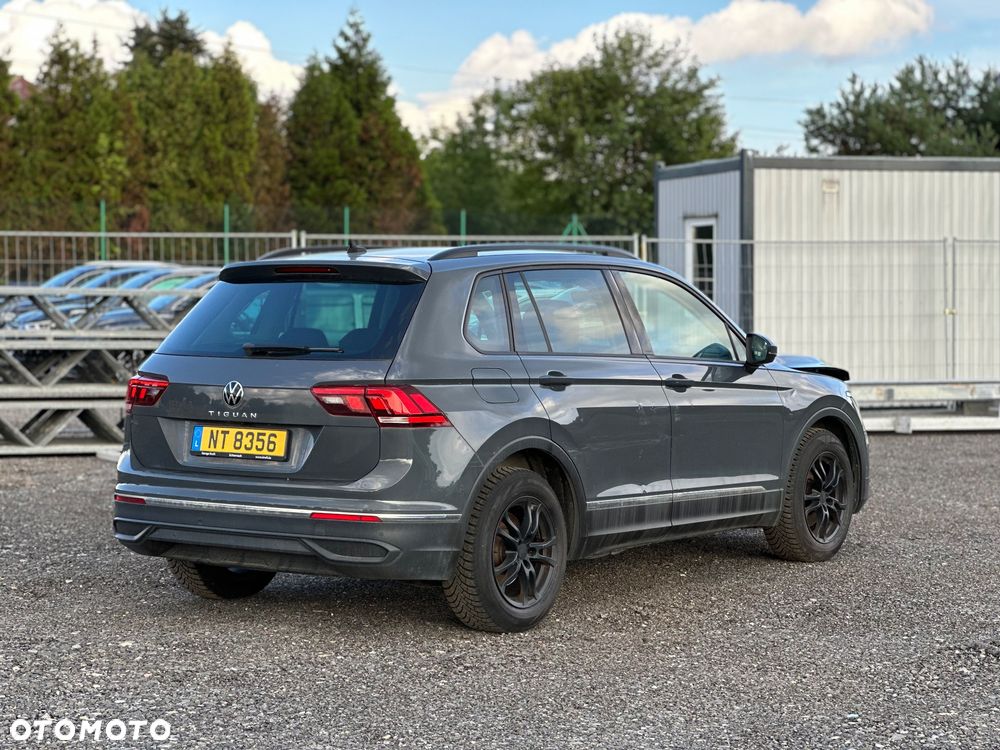 Volkswagen Tiguan - 14