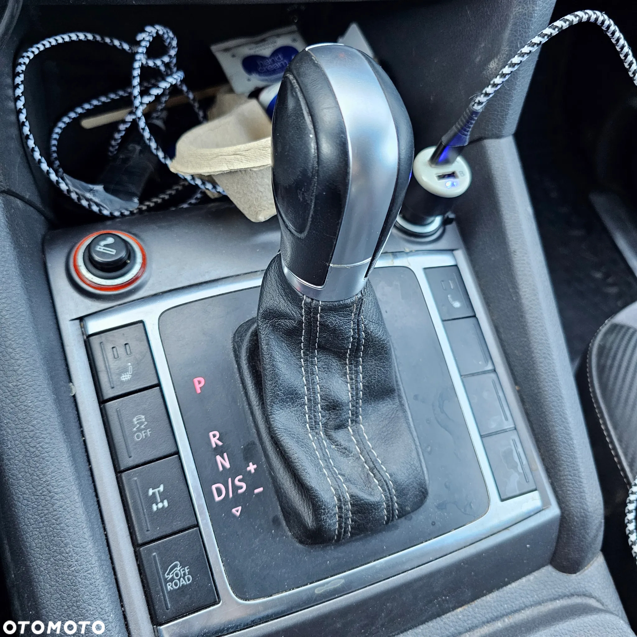 Volkswagen Amarok DC 2.0 BiTDI 4Mot Highline - 12