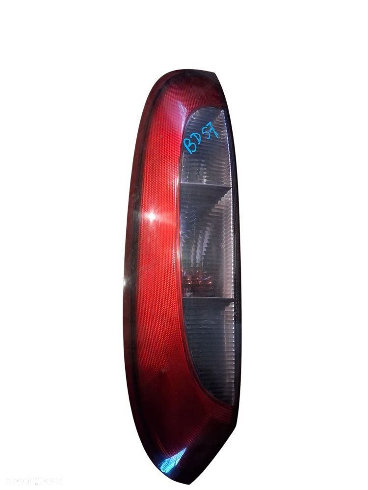 Lampa Tył Tylna Lampa PRAWA   OPEL CORSA C - 1