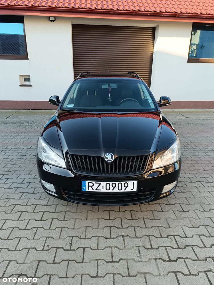 Skoda Octavia 2.0 TDI DPF Ambiente - 3