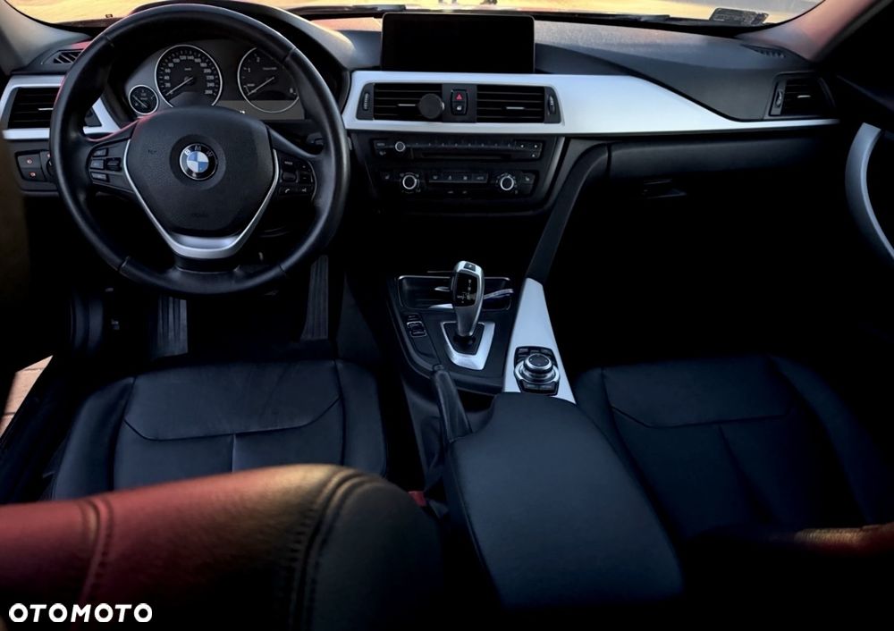 BMW Seria 3 320d Efficient Dynamic Edition - 15