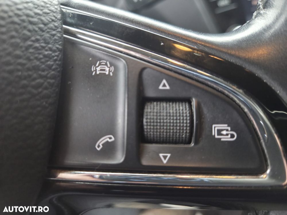 Skoda Octavia Combi Diesel 1.6 TDI DSG Style - 19