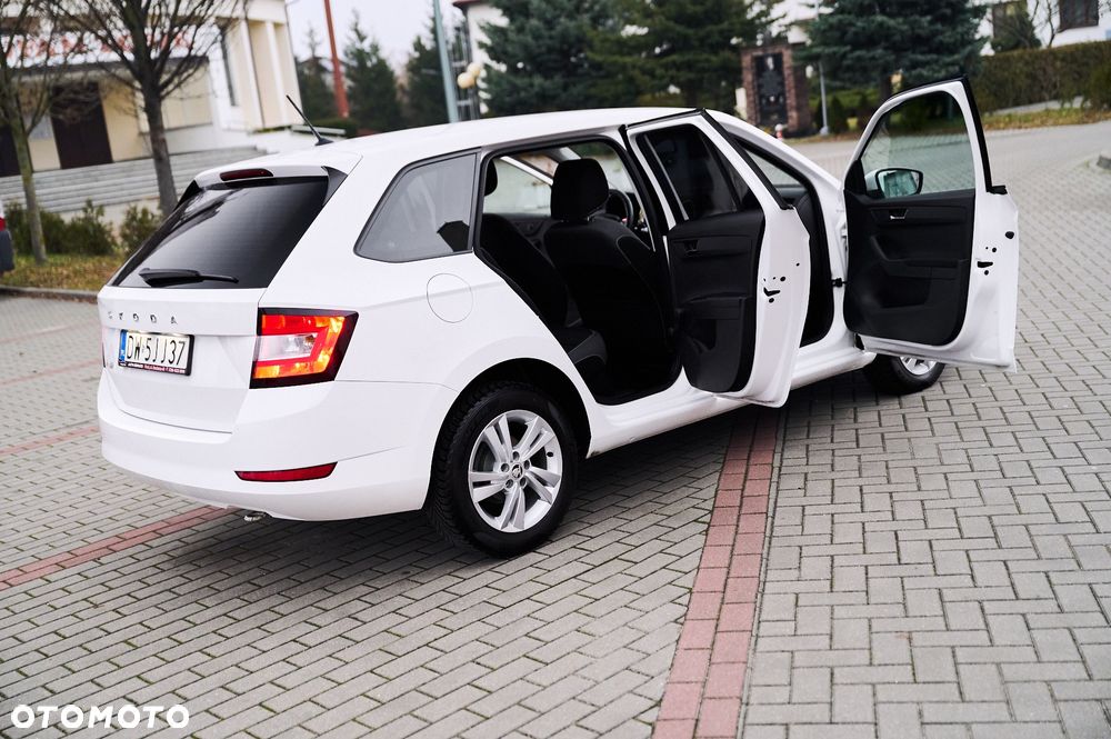 Skoda Fabia 1.0 TSI Ambition - 22