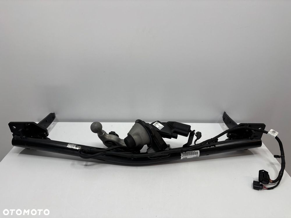 Volkswagen VW T7 Transporter Hak Holowniczy 7T0803881B - 1