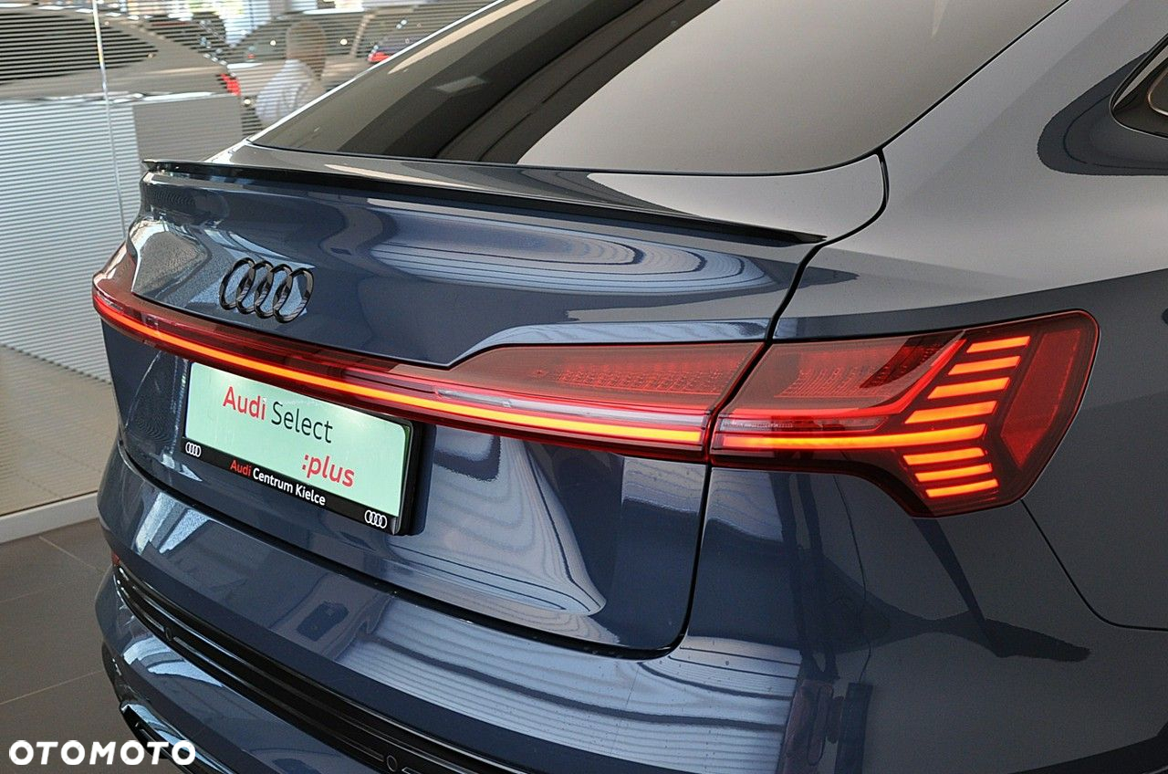 Audi e-tron - 13