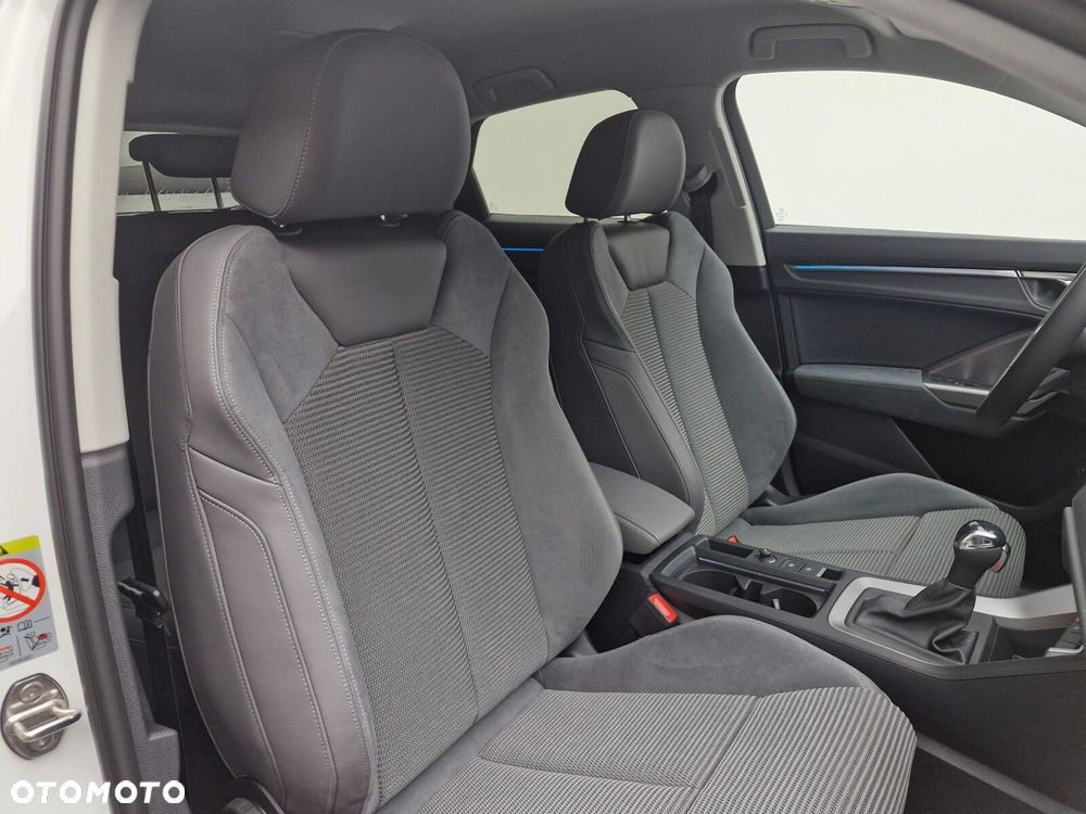 Audi Q3 Sportback - 10