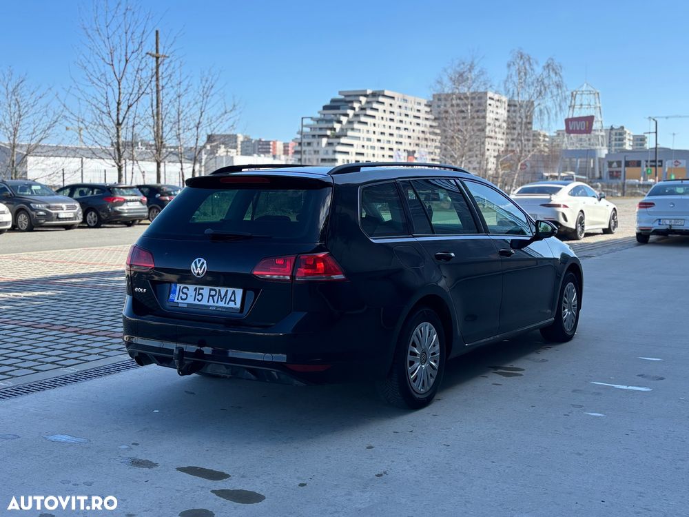 Volkswagen Golf 1.6 TDI DPF Trendline - 6